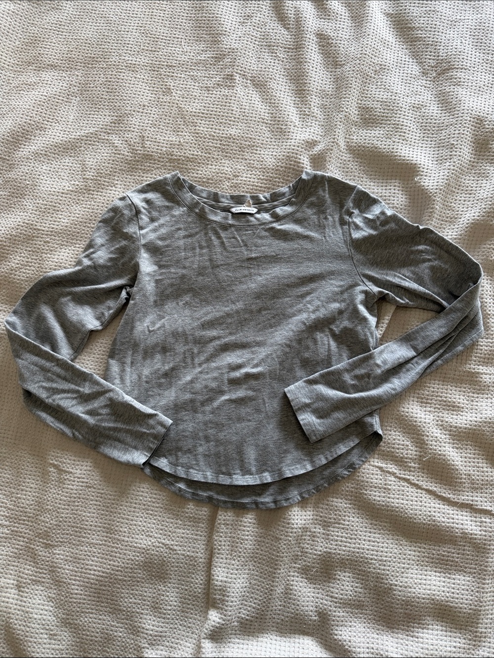 Club Monaco Kids Long-Sleeve Tee in Heather Gray